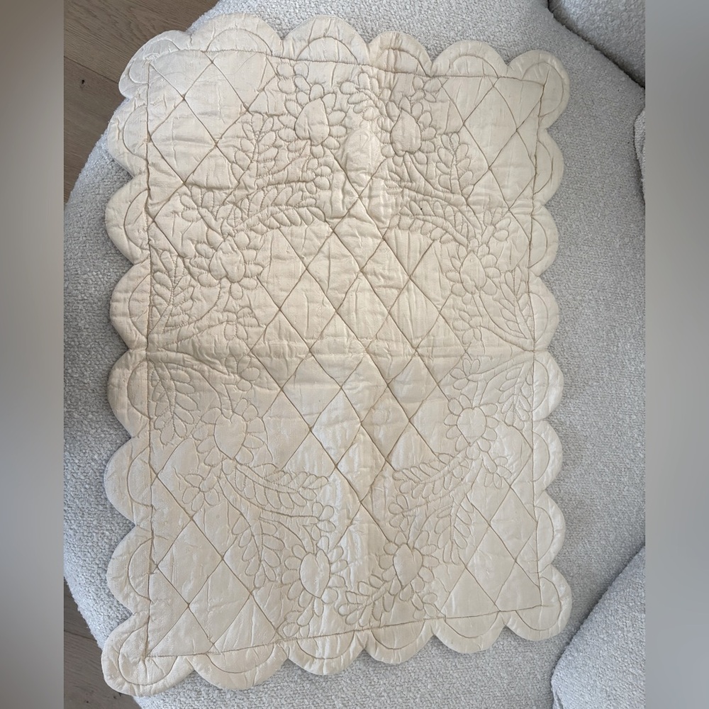 SOLD! 
Bombay Company silk Blend King Size Coverlet & 2 Standard Shams (cream)